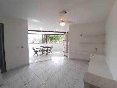 Casa de Condomínio com 3 Quartos para alugar, 45m² no Praia do Siqueira, Cabo Frio