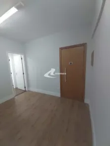 Sala Comercial para alugar, 56m² no Centro, Santos