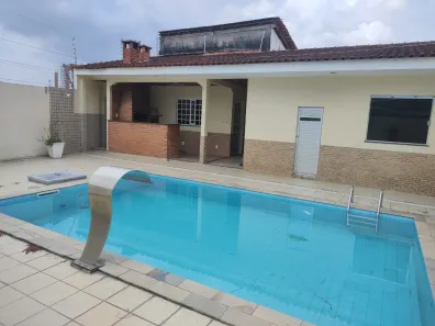 Casa com 4 Quartos à venda, 435m² no Aleixo, Manaus