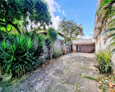 Casa com 3 Quartos à venda, 360m² no Pituba, Salvador