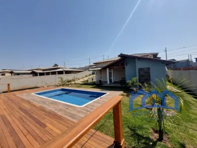 Fazenda/Sítio com 3 Quartos à venda, 1000m² no , Mairinque