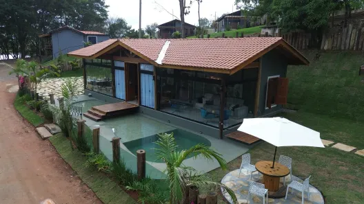 Casa de Condomínio com 3 Quartos para alugar, 100m² no Piracaia, Piracaia