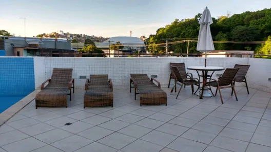 Apartamento com 2 Quartos para alugar, 50m² no Luiz Anselmo, Salvador
