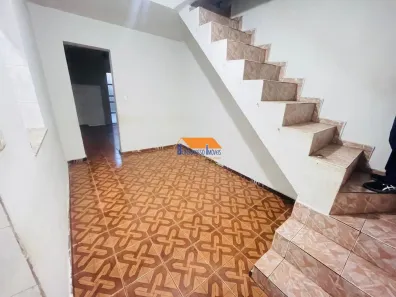 Casa com 3 Quartos para alugar, 75m² no Horto, Belo Horizonte