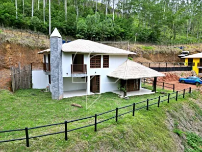 Casa com 3 Quartos à venda, 1600m² no Buenos Aires, Guarapari