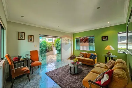 Casa com 3 Quartos à venda, 514m² no Chapada, Manaus