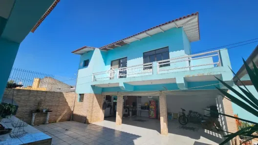 Sobrado com 6 Quartos à venda, 383m² no Centro, Guaíba