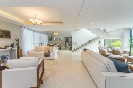Casa de Condomínio com 3 Quartos para venda ou aluguel, 500m² no Jacaré, Cabreúva