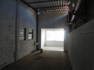 Galpão/Depósito/Armazém para alugar, 1000m² no Jacarepaguá, Rio de Janeiro