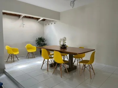 Casa com 4 Quartos para alugar, 190m² no Balneário Praia do Pernambuco, Guarujá