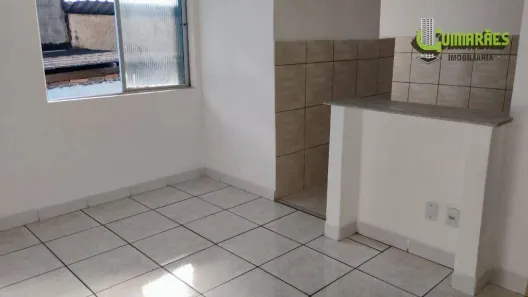 Apartamento com 2 Quartos para alugar, 75m² no Mares, Salvador