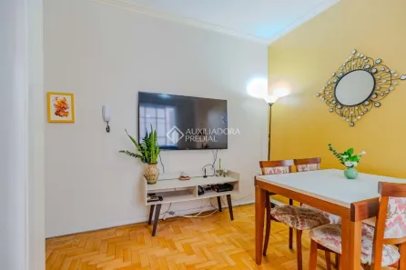 Apartamento com 2 Quartos à venda, 55m² no Praia de Belas, Porto Alegre