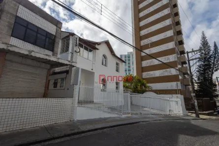 Imóvel Comercial para alugar, 210m² no Graça, Salvador