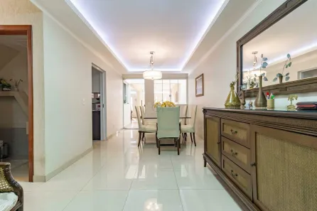 Casa com 5 Quartos à venda, 310m² no Asa Sul, Brasília