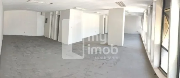 Sala Comercial à venda, 103m² no Centro, Anápolis