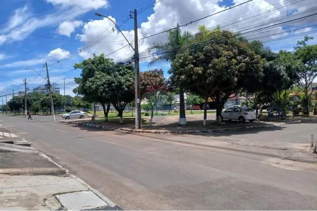 Sobrado com 4 Quartos à venda, 250m² no Samambaia Norte, Brasília