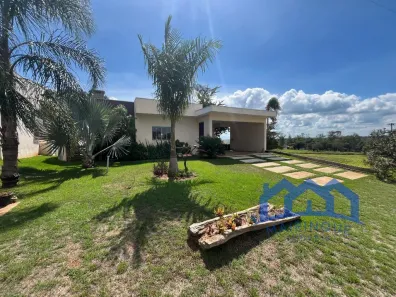 Casa de Condomínio com 3 Quartos à venda, 450m² no Riviera, Paranapanema