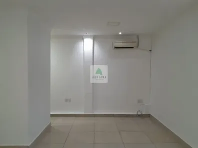 Ponto Comercial para alugar, 35m² no Centro, Anápolis