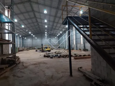 Galpão/Depósito/Armazém para alugar, 2000m² no Centro, Araçariguama