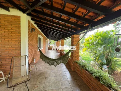 Fazenda/Sítio com 4 Quartos à venda, 611m² no Centro, Piratininga