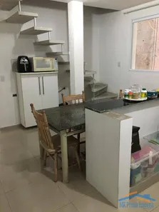 Sobrado com 2 Quartos à venda, 125m² no Jardim Primeiro de Maio, Carapicuíba