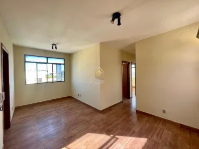 Apartamento com 3 Quartos para alugar, 82m² no Heliópolis, Belo Horizonte