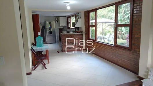 Fazenda/Sítio com 3 Quartos à venda, 2180m² no Sana, Macaé