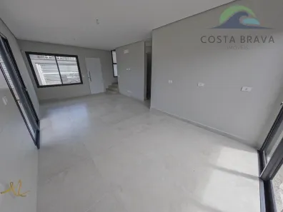 Sobrado com 2 Quartos à venda, 94m² no Centro, Matinhos