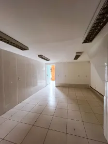 Ponto Comercial para alugar, 60m² no Nogueira, Petrópolis