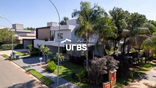 Casa de Condomínio com 4 Quartos à venda, 383m² no Jardins Verona, Goiânia