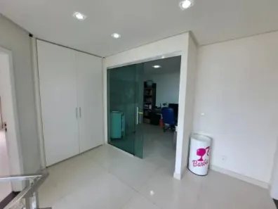 Sobrado com 3 Quartos à venda, 380m² no Chapada, Manaus