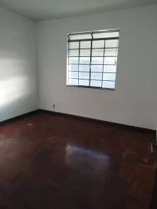 Casa com 3 Quartos para alugar, 110m² no Santa Efigênia, Belo Horizonte
