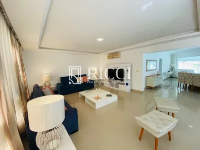 Casa com 5 Quartos à venda, 999m² no Guararú, Guarujá
