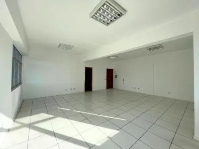 Sala Comercial à venda, 56m² no Centro, Canoas