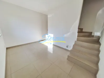 Casa de Condomínio com 2 Quartos para alugar, 74m² no Capela, Vinhedo