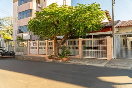Sobrado com 4 Quartos à venda, 285m² no Vila Imbui, Cachoeirinha