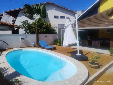 Casa de Condomínio com 7 Quartos para venda ou aluguel, 580m² no Condomínio Ilha Mar, Vera Cruz