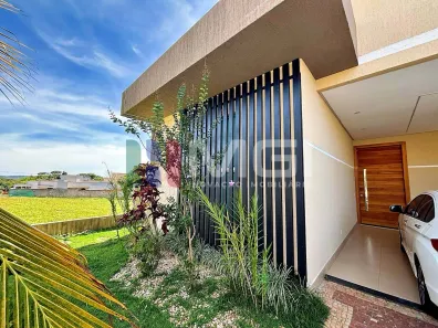 Casa de Condomínio com 3 Quartos para venda ou aluguel, 190m² no Residencial Condomínio Jardim Veneza, Senador Canedo
