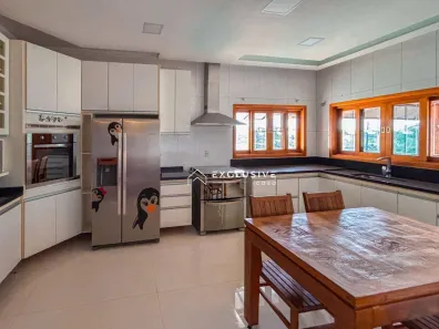 Casa de Condomínio com 4 Quartos à venda, 502m² no Residencial Santa Helena, Caçapava