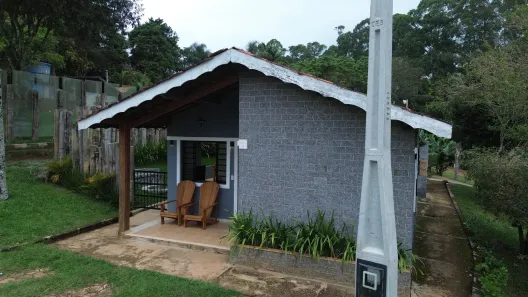 Casa de Condomínio com 2 Quartos para alugar, 70m² no Piracaia, Piracaia