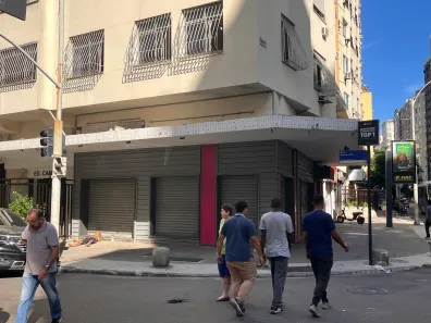 Ponto Comercial para alugar, 70m² no Copacabana, Rio de Janeiro