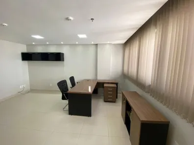 Sala Comercial para alugar, 35m² no Centro, Anápolis