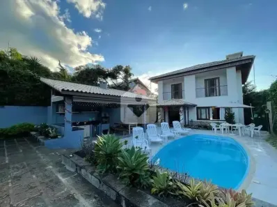 Casa com 3 Quartos para alugar, 170m² no Cuiabá, Petrópolis