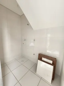 Apartamento com 3 Quartos para alugar, 87m² no Botiatuva, Campo Largo