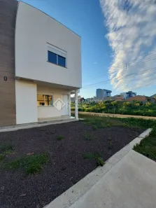 Sobrado com 3 Quartos à venda, 70m² no Jardim dos Lagos, Guaíba