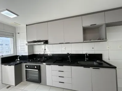 Apartamento com 3 Quartos para alugar, 93m² no Ponta Negra, Manaus