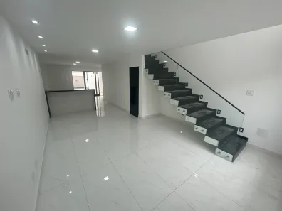 Casa de Condomínio com 3 Quartos à venda, 140m² no Campo Grande, Rio de Janeiro