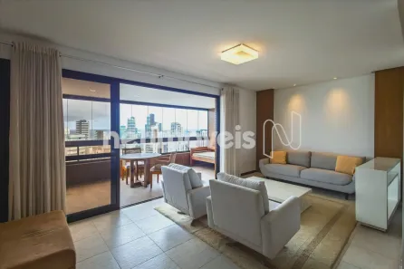 Apartamento com 4 Quartos para alugar, 170m² no Jardim Apipema, Salvador