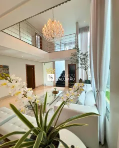 Casa de Condomínio com 4 Quartos à venda, 285m² no Jardins Valência, Goiânia