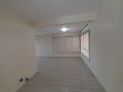 Casa de Condomínio com 4 Quartos para alugar, 180m² no Vila Oliveira, Mogi das Cruzes